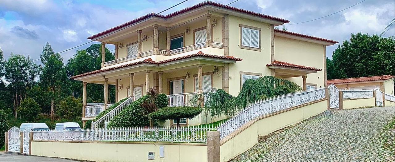 Luxury Guest House Пасуш-ди-Феррейра Экстерьер фото